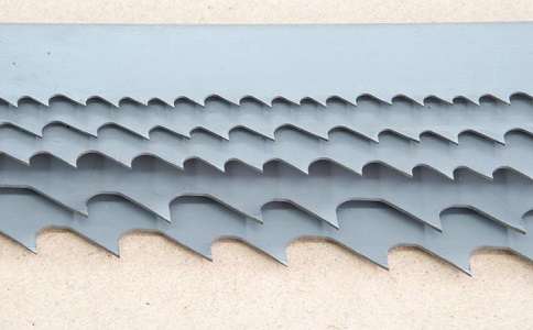 沈阳带锯床上的钢丝刷，对于带锯条的重要性
